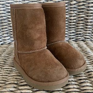 Uggs - Chestnut color - Toddler Size 7